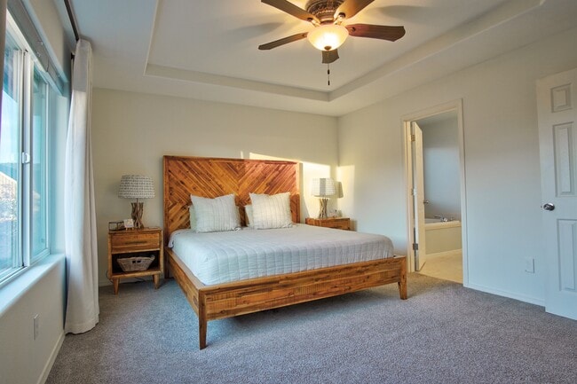 Building Photo - 2727 Crater Ln