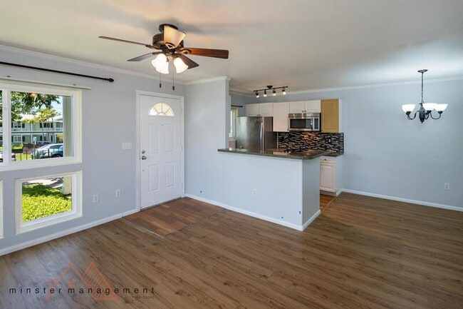 Building Photo - 94-510 Lumiaina Street - 101E