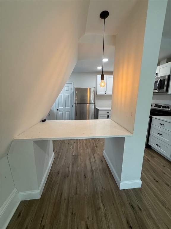 Building Photo - 92 S Common St