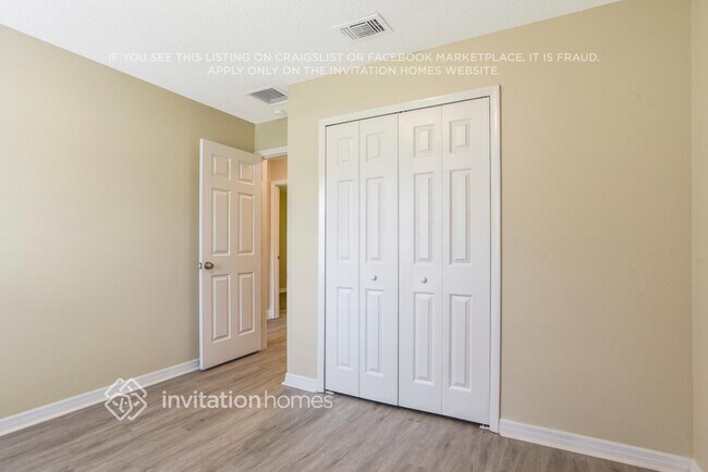 Building Photo - 974 Treadway Dr