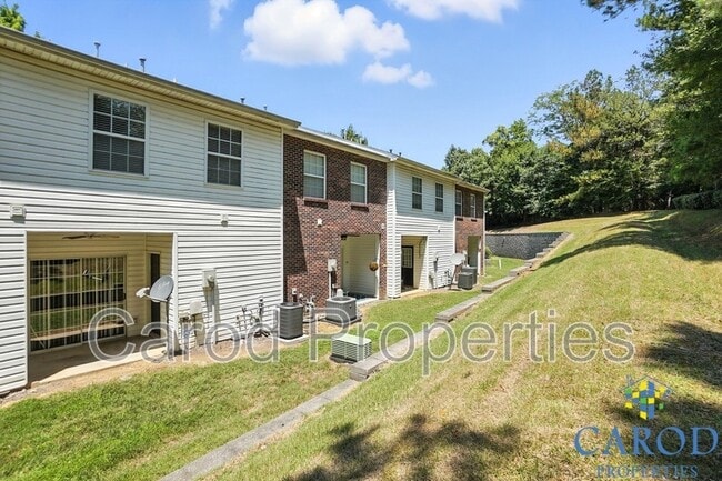 Building Photo - 2412 Ryerson Ct