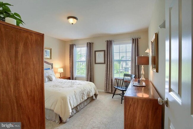 Building Photo - 834 Northern Spy Dr