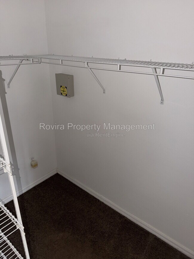 Building Photo - 1326 Aguacate Ct