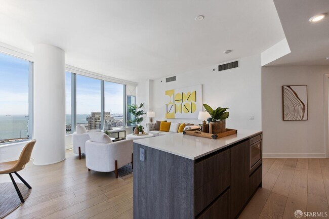 Building Photo - 201 Folsom St