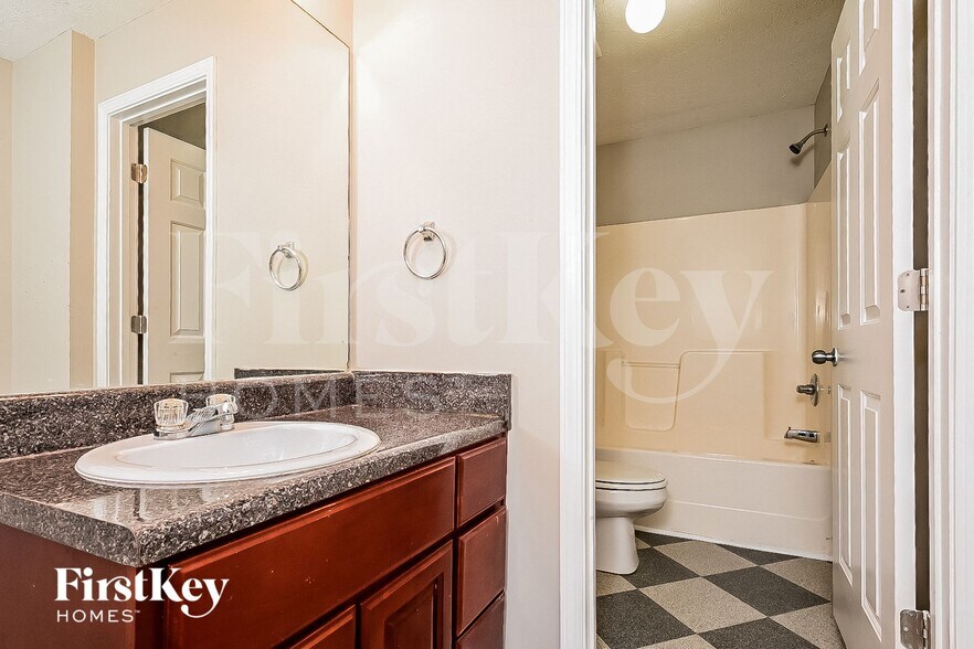 Building Photo - 1235 Mills Cove Dr