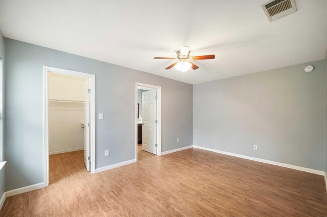 Building Photo - 16336 Edgemere Dr