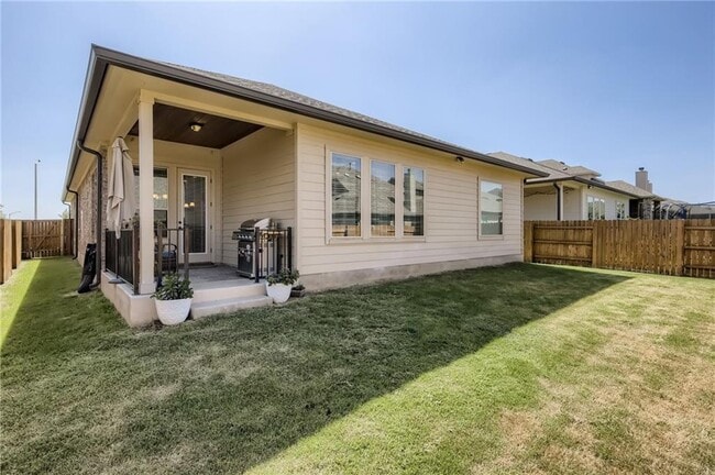 Building Photo - 717 Garner Park Dr