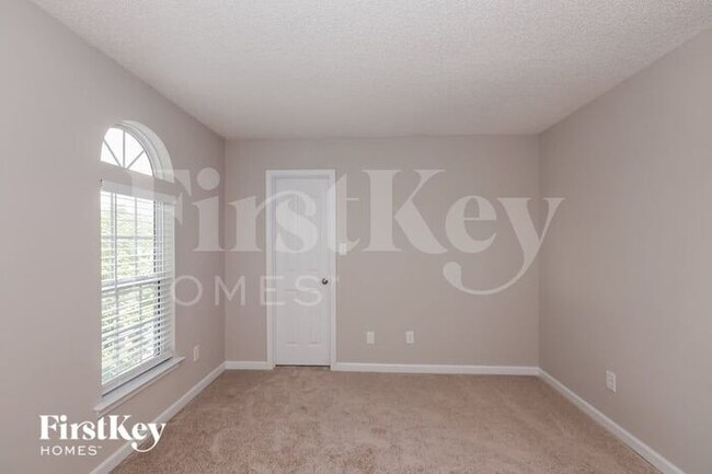 Building Photo - 1018 Salmon River Dr
