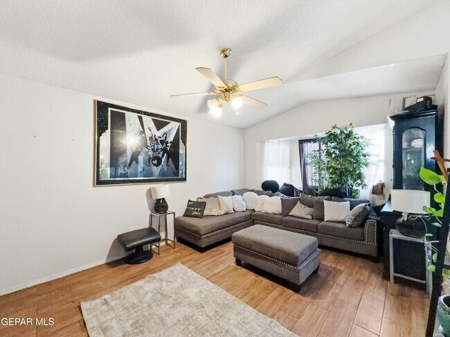 Building Photo - 1476 Enrique Perez Cir