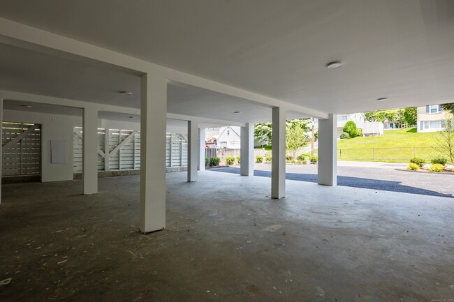 Building Photo - 26 Homestead Ln