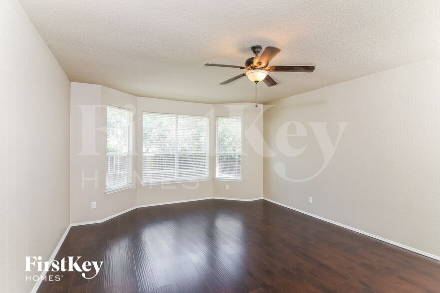Building Photo - 12243 Dewitt Cove