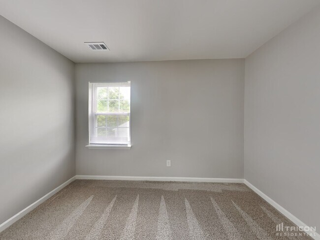 Building Photo - 9002 Belle Bragg Way Charlotte NC