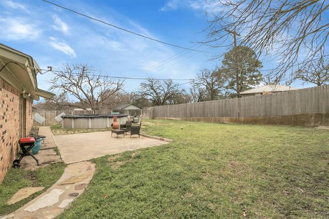 Building Photo - 321 Bowles Ct