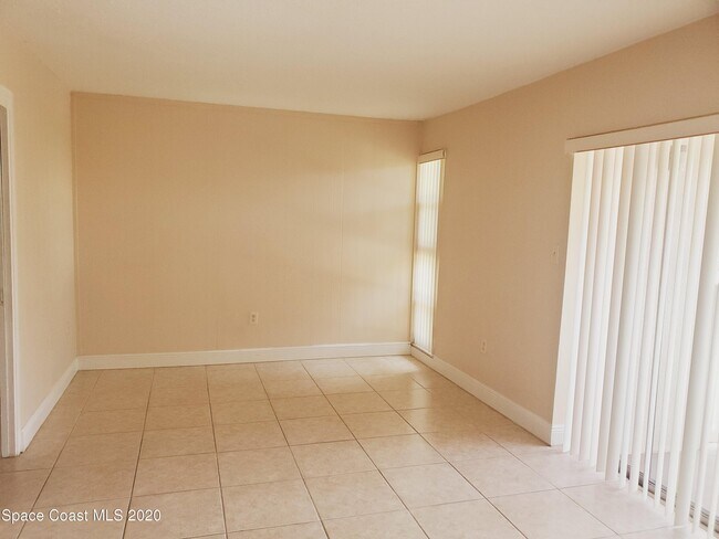 Building Photo - 250 N Banana River Dr