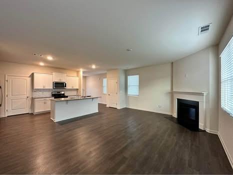 Building Photo - 5374 Aster Pl
