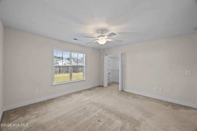 Building Photo - 408 Elsmore Dr