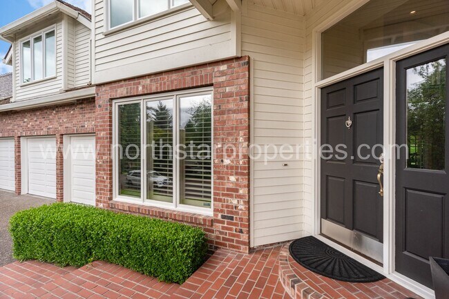 Building Photo - 16754 Quail Ct