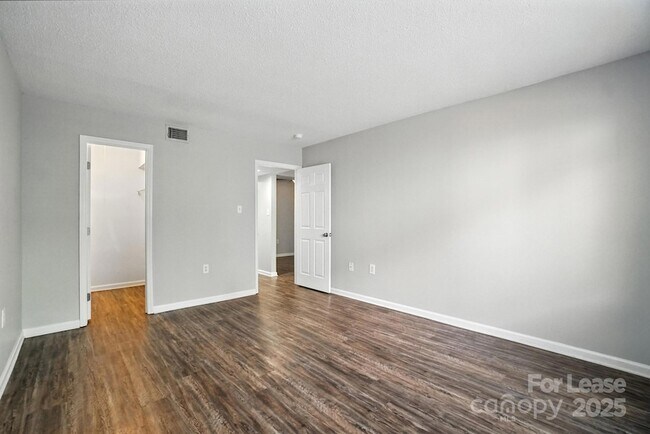 Building Photo - 5020 Sardis Rd