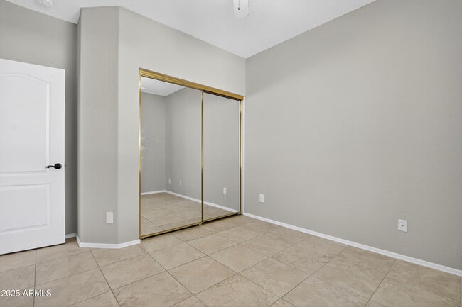 Building Photo - 4302 E Mossman Rd