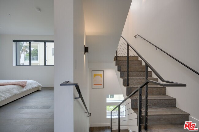 Building Photo - 4422 Riley Dr