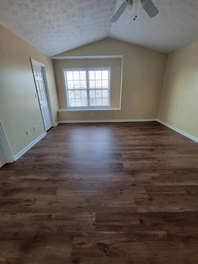 Building Photo - Elevate Your Lifestyle with this Beautiful 3 Bedroom, 2 bath Home