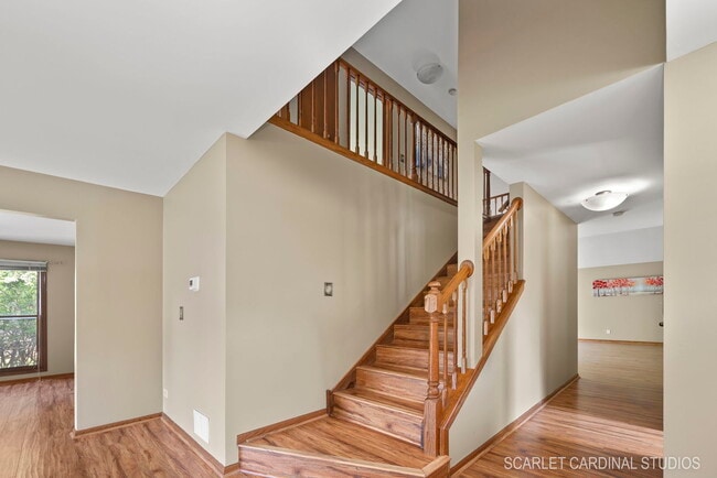 Building Photo - 54 N Royal Oak Dr