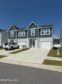 Building Photo - 241 Arnette Dr