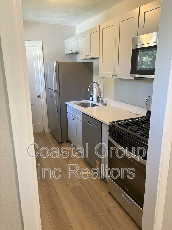 Building Photo - 5224 Silvey Dr