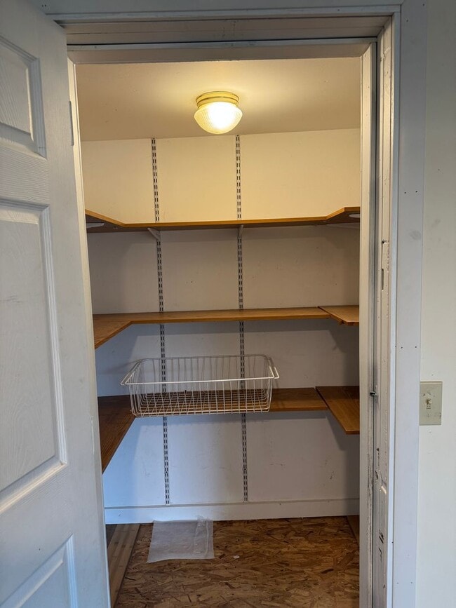 Building Photo - 983 US HWY 11