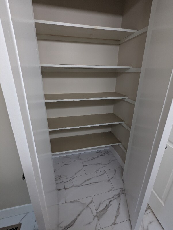 Building Photo - 635 Gisler Way