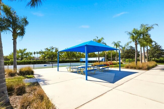 Building Photo - 4905 Boston Common Glen