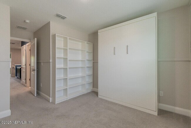 Building Photo - 14056 Sterely Ct S