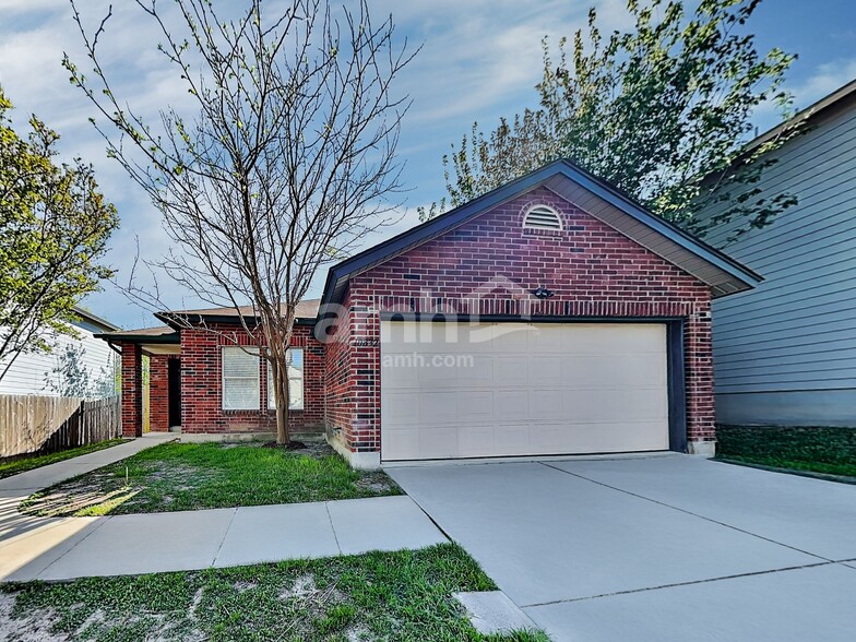 Building Photo - 10832 Otter Pass