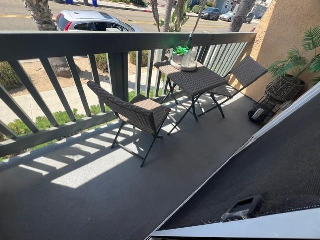 Building Photo - 1324 S Pacific St