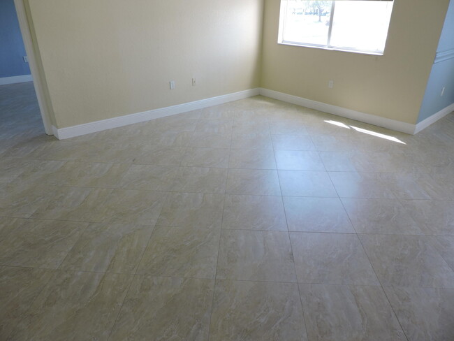 Building Photo - 11037 Legacy Blvd