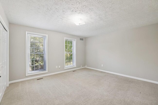 Building Photo - 4972 Vermack Rd