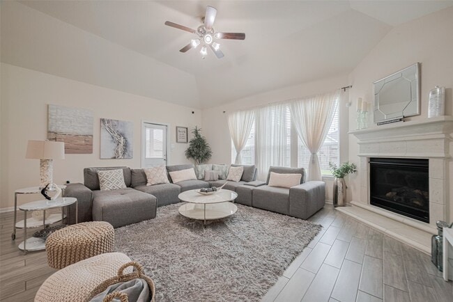 Building Photo - 5218 Windy Plantation Dr