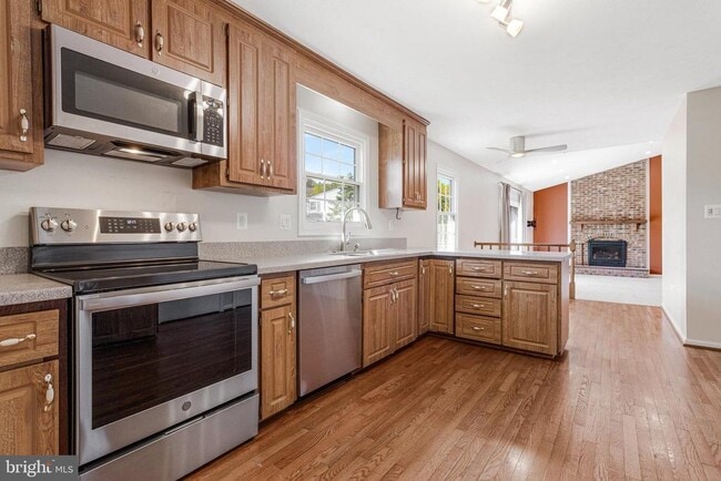 Building Photo - 7512 Epsilon Dr