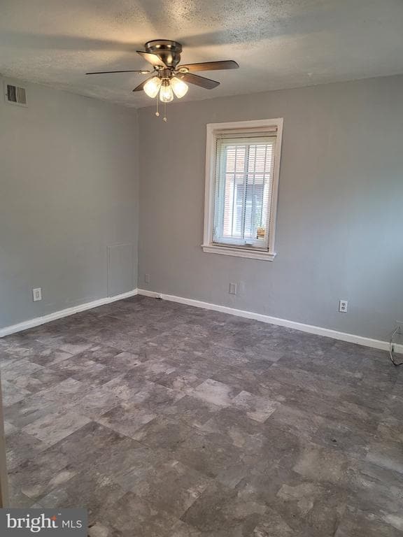 Building Photo - 5037 Benning Rd SE