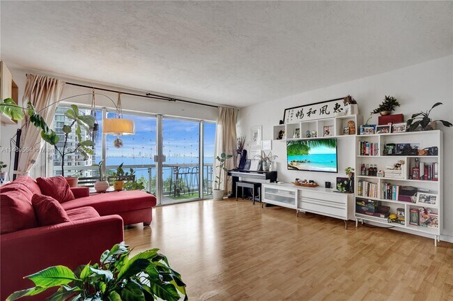 Building Photo - 2451 Brickell Ave