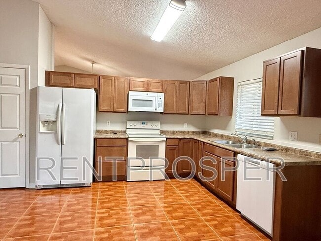 Building Photo - 2310 Pebble Ct