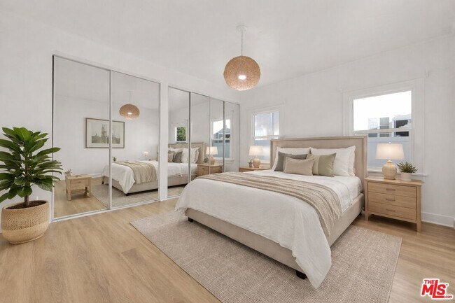 Building Photo - 205 Canon Dr