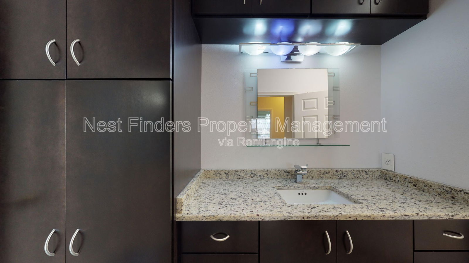 Building Photo - 7990 Baymeadows Rd E