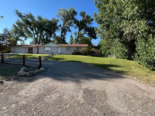 Building Photo - 1300 Riverview Rd