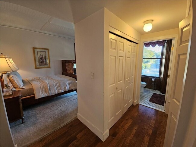 Building Photo - 364 BELLEVUE Avenue UNIT W S