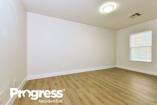 Building Photo - 785 Beach Park St