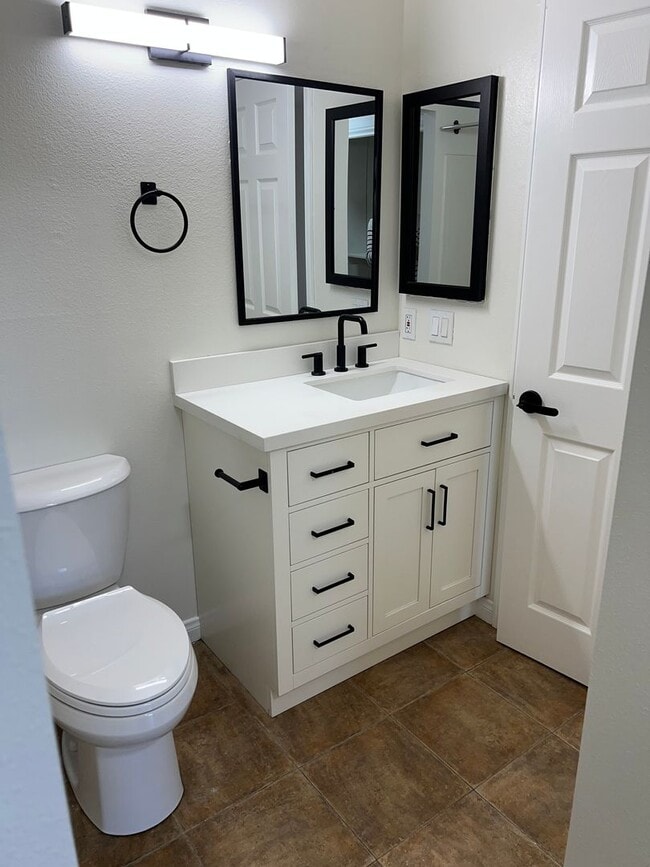 Building Photo - Spacious studio in the Seabridge Gated Com...