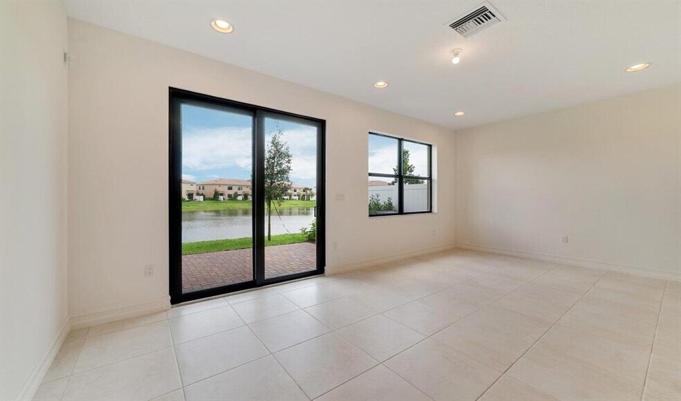 Building Photo - 9952 Brickhill Dr