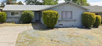 Building Photo - 3234 Heights Dr
