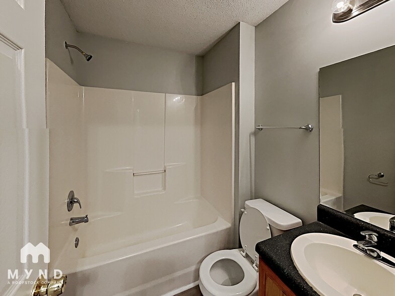 Building Photo - 1182 Pinedale Cir NW